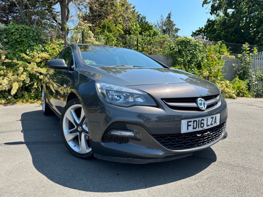 VAUXHALL ASTRA