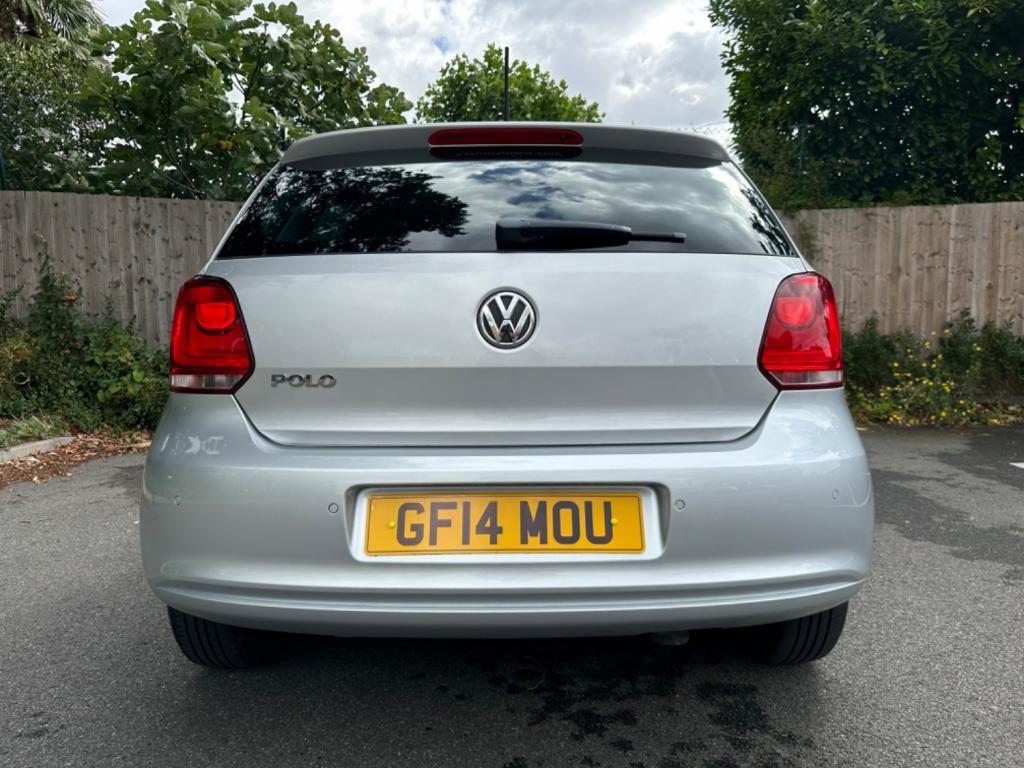 VOLKSWAGEN POLO
