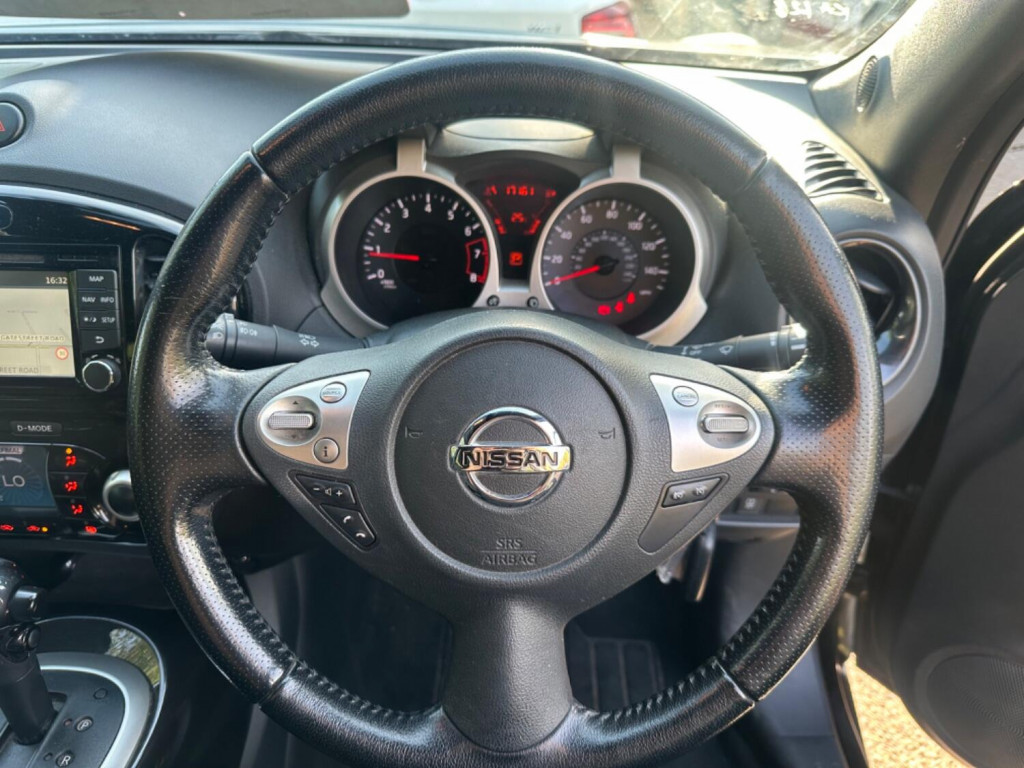 NISSAN JUKE