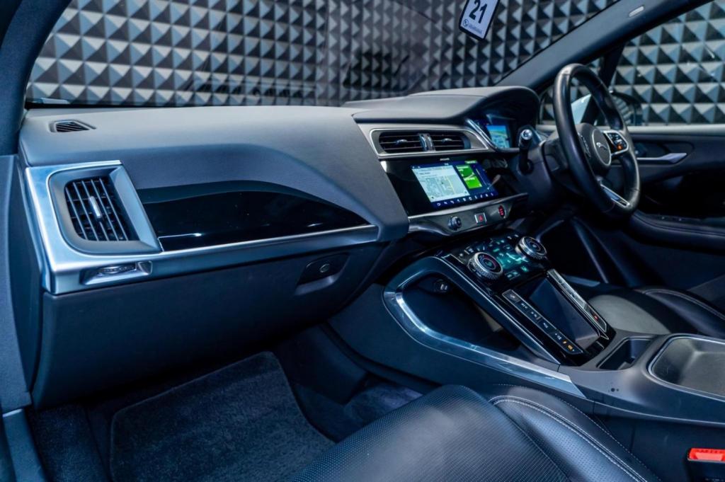 JAGUAR I-Pace