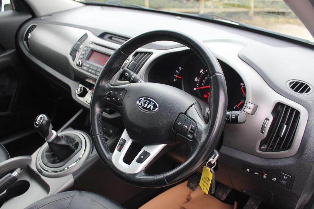 KIA SPORTAGE
