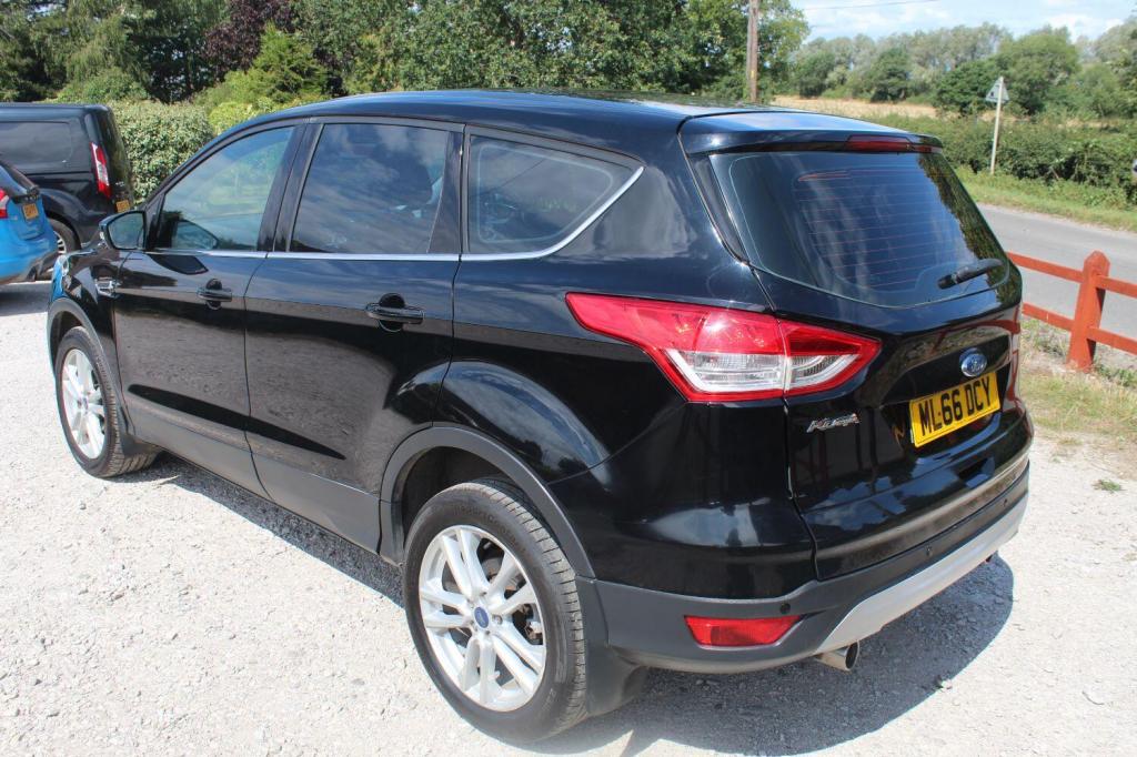FORD KUGA