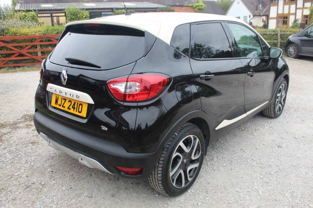 RENAULT CAPTUR