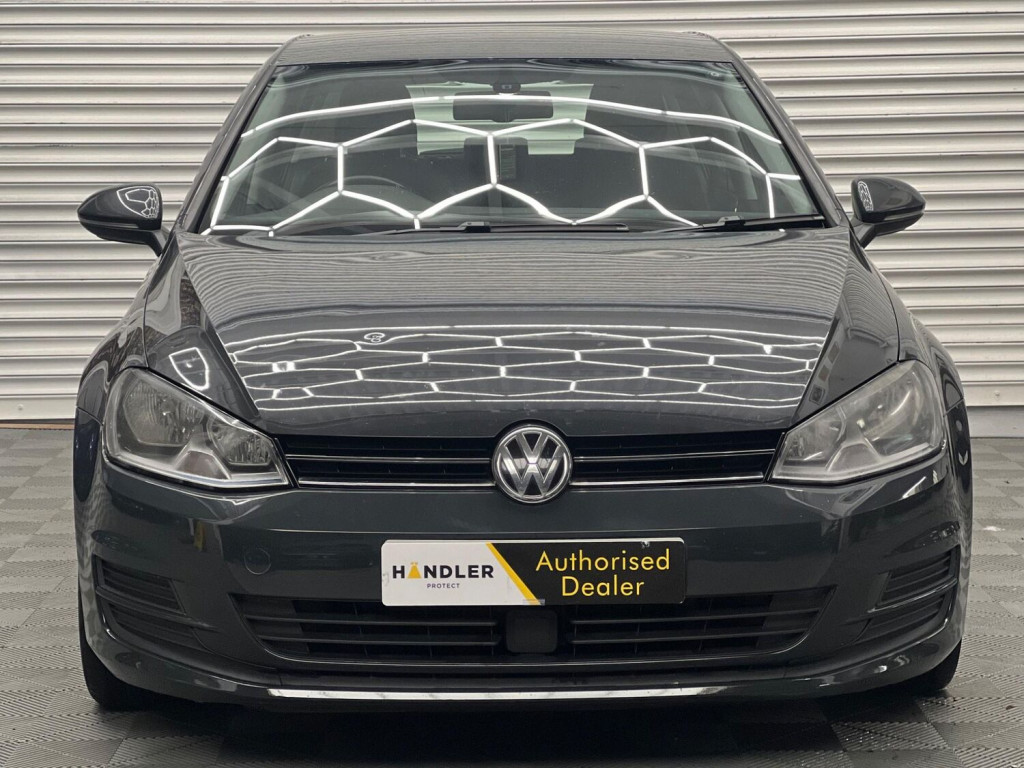 View VOLKSWAGEN GOLF 1.6 TDI BlueMotion Tech SE Euro 5 (s/s) 5dr