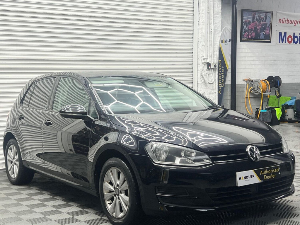 View VOLKSWAGEN GOLF 1.6 TDI BlueMotion Tech SE DSG Euro 5 (s/s) 5dr