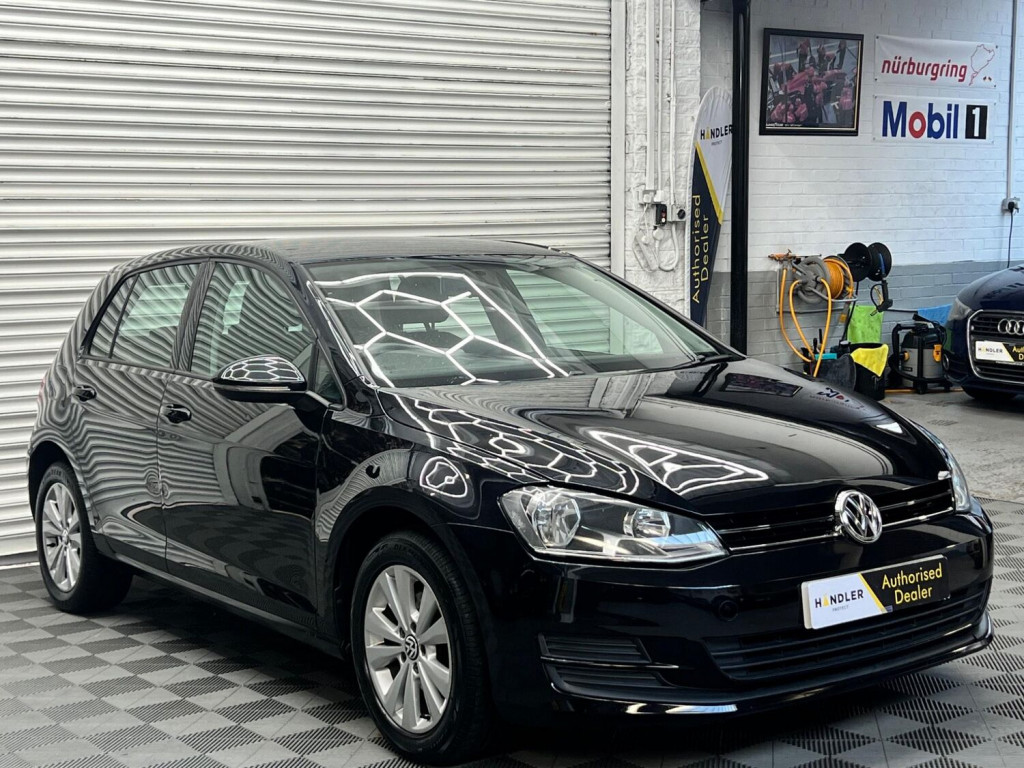 View VOLKSWAGEN GOLF 1.6 TDI BlueMotion Tech S Euro 5 (s/s) 5dr