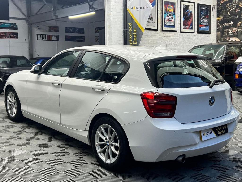 BMW 1 SERIES