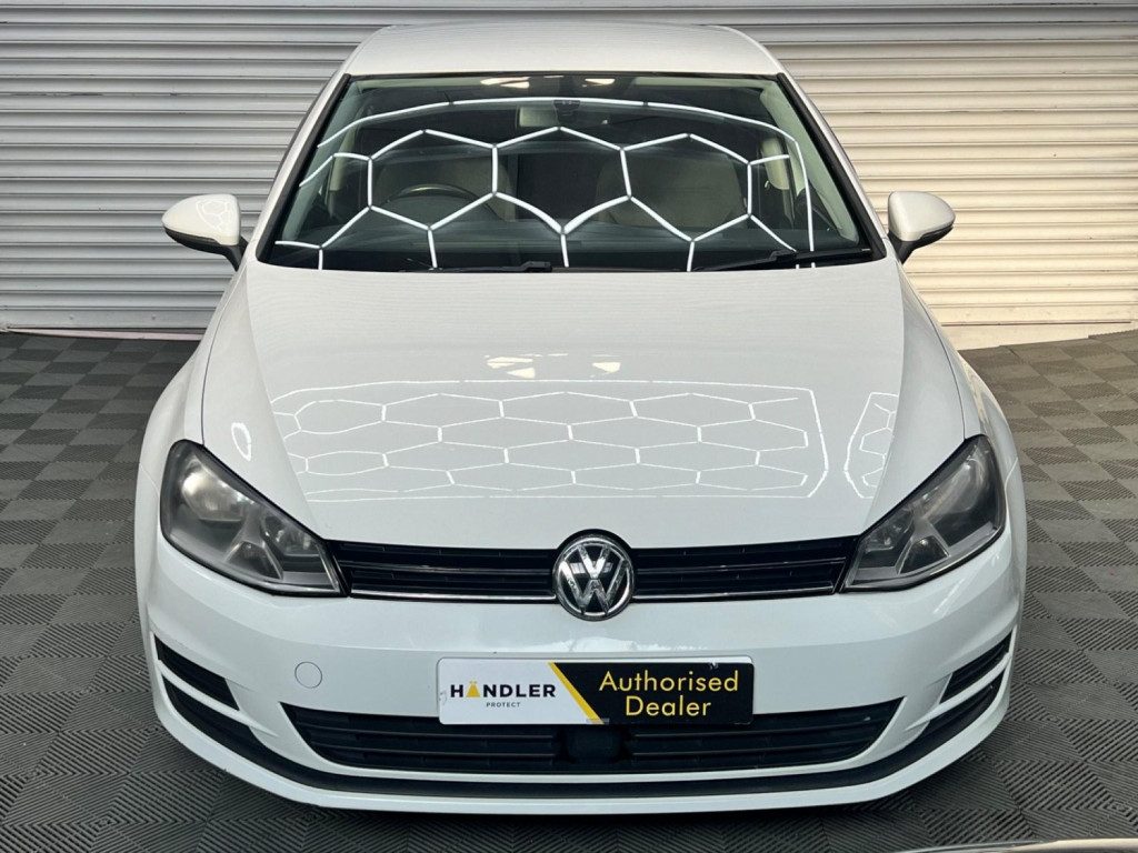 View VOLKSWAGEN GOLF 1.6 TDI BlueMotion Tech SE Euro 5 (s/s) 5dr
