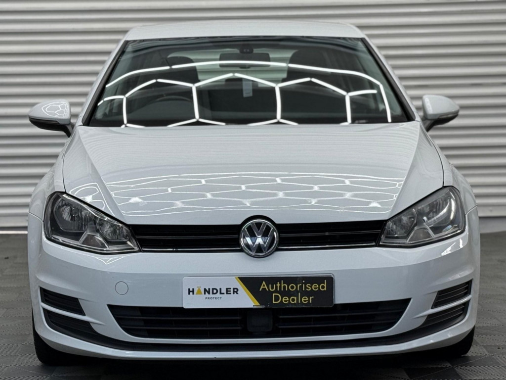 View VOLKSWAGEN GOLF 1.6 TDI BlueMotion Tech SE Euro 5 (s/s) 5dr