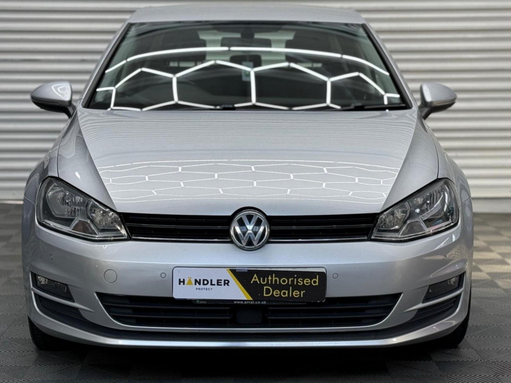 View VOLKSWAGEN GOLF 1.6 TDI BlueMotion Tech Match Euro 5 (s/s) 5dr