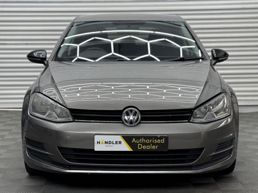 View VOLKSWAGEN GOLF 1.6 TDI BlueMotion Tech S Euro 5 (s/s) 5dr