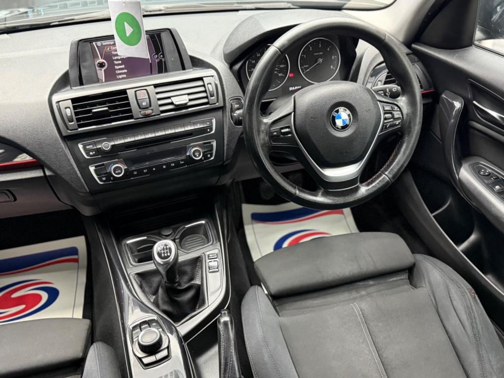 BMW 1 SERIES