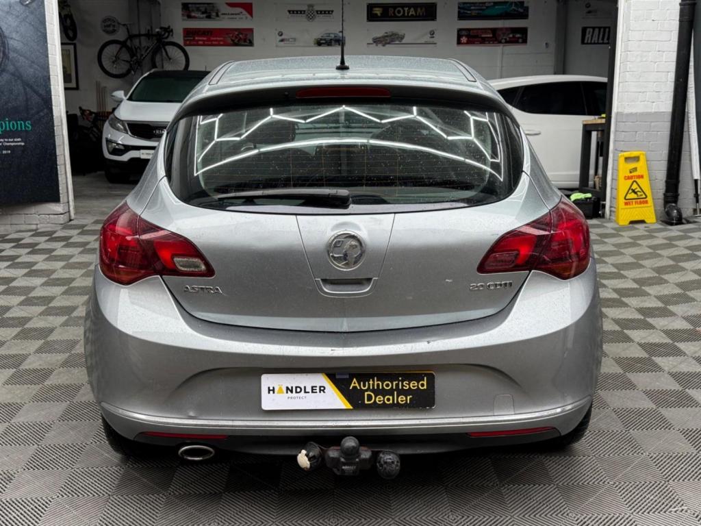 VAUXHALL ASTRA