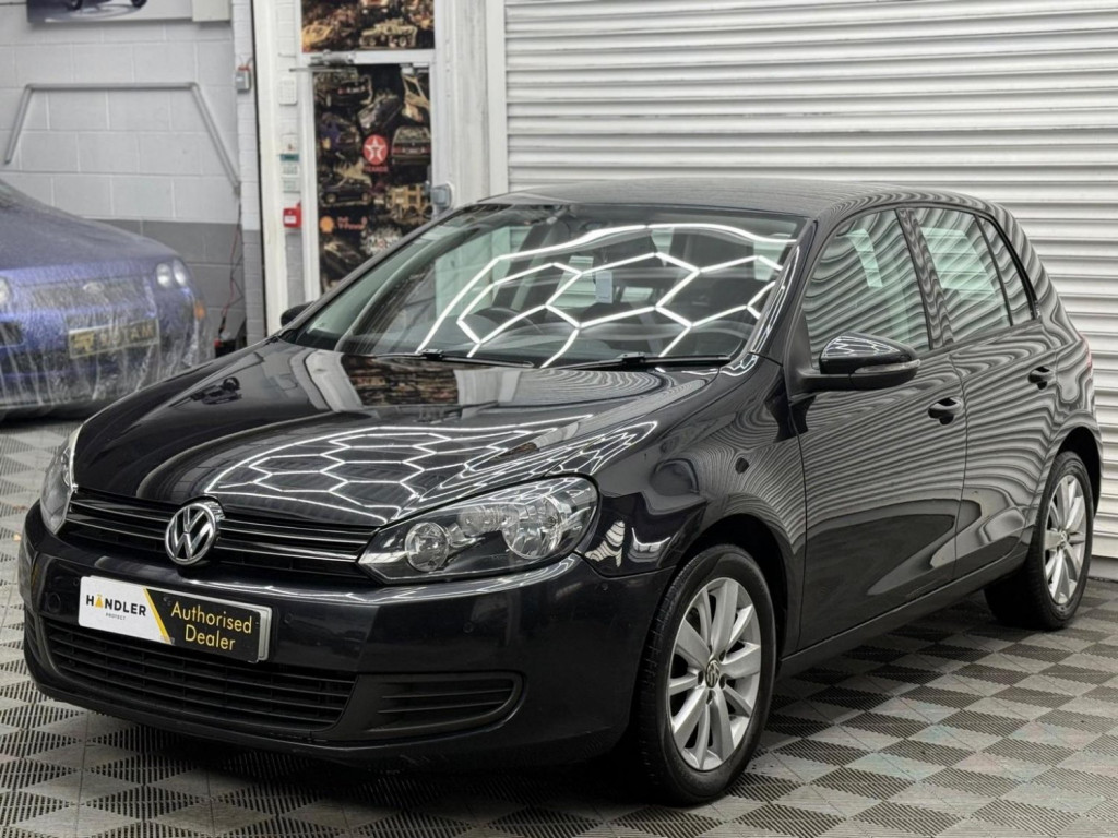 View VOLKSWAGEN GOLF 1.6 TDI BlueMotion Tech Match Euro 5 (s/s) 5dr