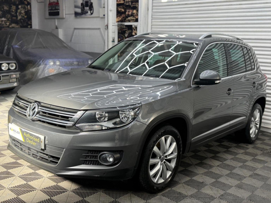 View VOLKSWAGEN TIGUAN 2.0 TDI BlueMotion Tech Match 2WD Euro 5 (s/s) 5dr