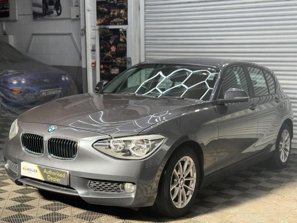 View BMW 1 SERIES 2.0 118d SE Euro 5 (s/s) 5dr