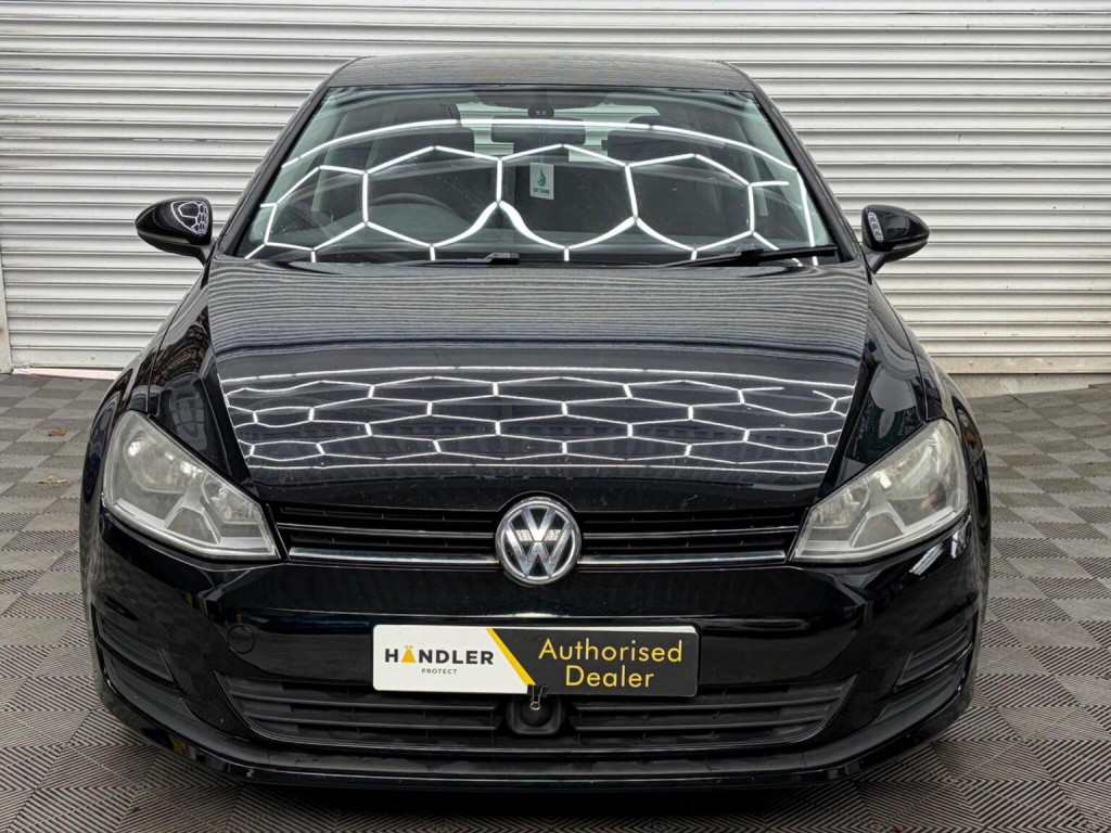 View VOLKSWAGEN GOLF 1.6 TDI BlueMotion Tech SE Euro 5 (s/s) 5dr
