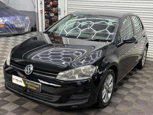 VOLKSWAGEN GOLF 1.6 TDI BlueMotion Tech SE Euro 5 (s/s) 5dr
