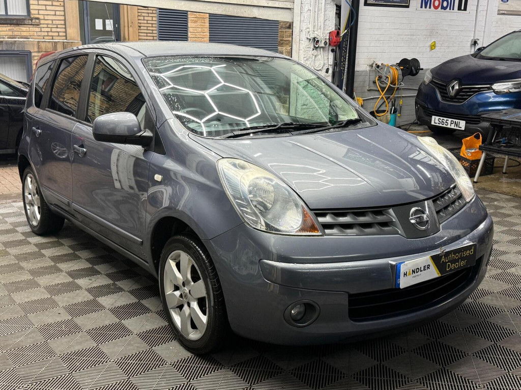 View NISSAN NOTE 1.6 16V Tekna Euro 4 5dr