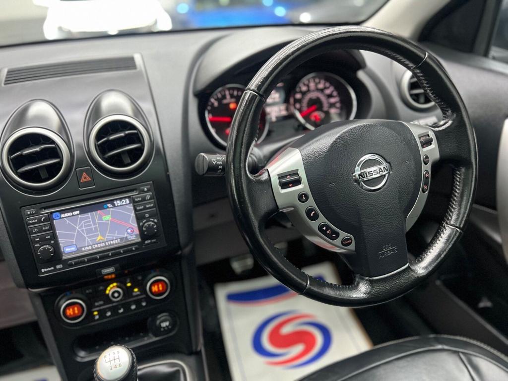 NISSAN QASHQAI