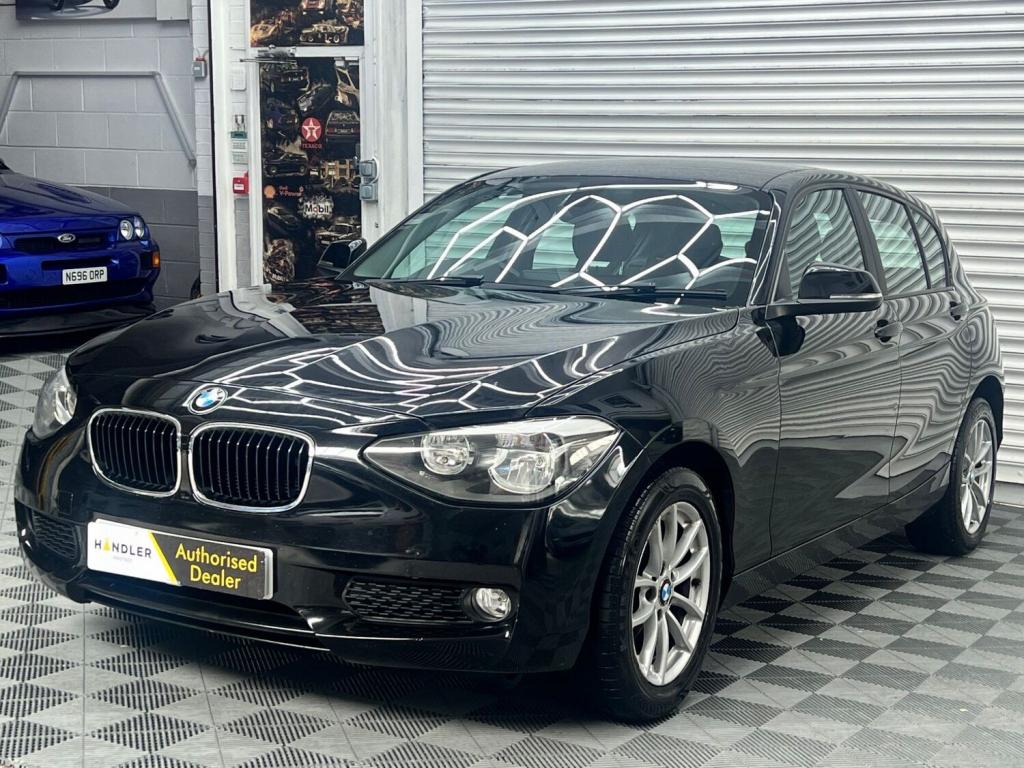 View BMW 1 SERIES 2.0 116d SE Euro 5 (s/s) 5dr