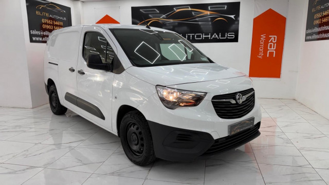 VAUXHALL COMBO 1.5 Turbo D 2300 Edition