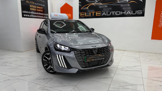 PEUGEOT E-208 50kWh GT