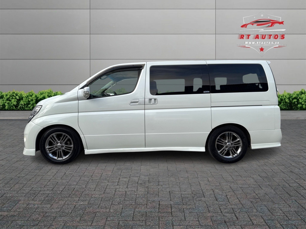 NISSAN ELGRAND