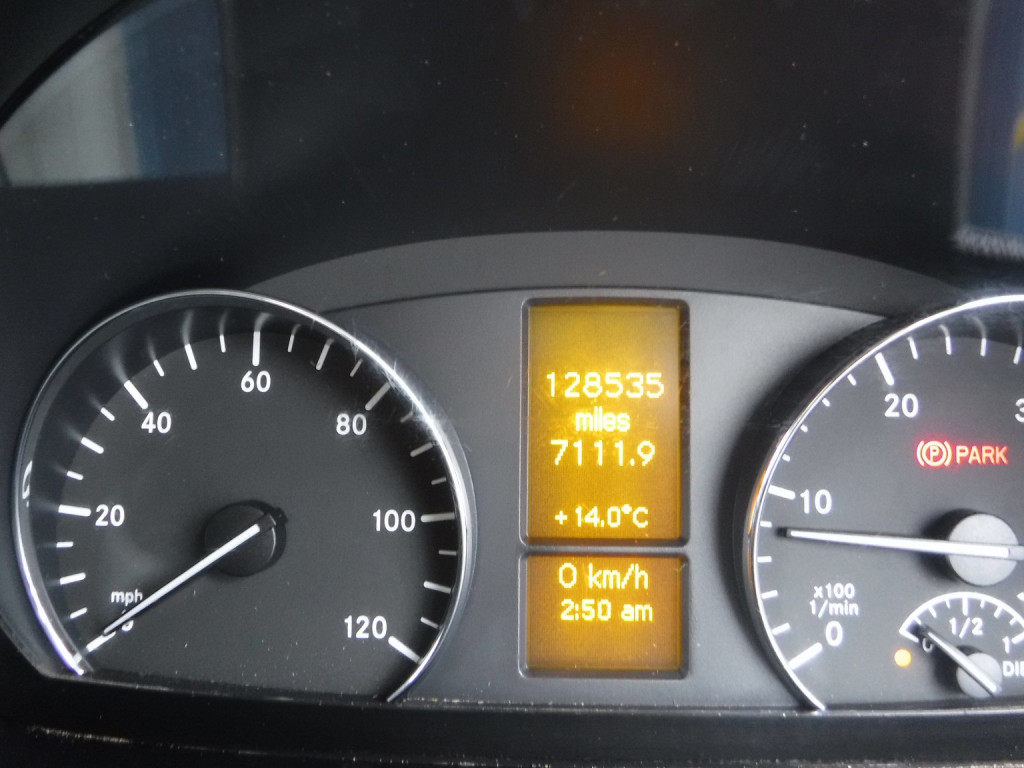 MERCEDES-BENZ SPRINTER