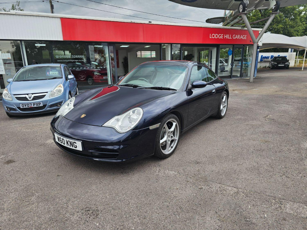 PORSCHE 911