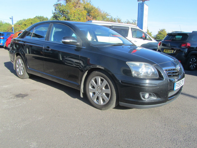 TOYOTA AVENSIS