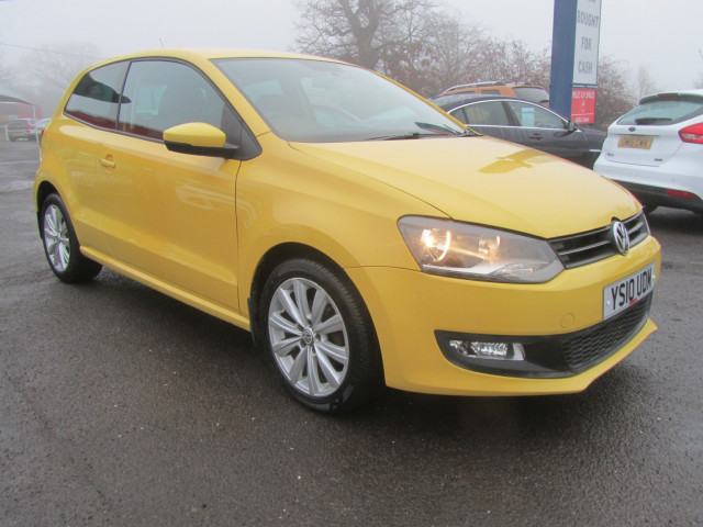 VOLKSWAGEN POLO