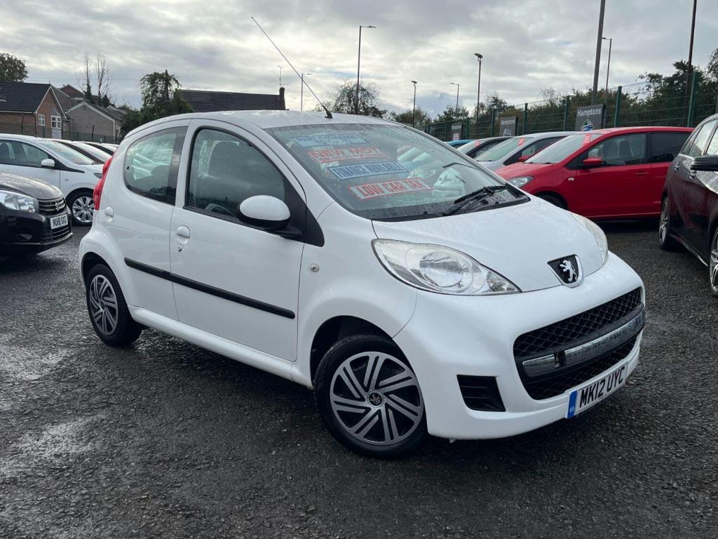 View PEUGEOT 107 1.0 12V Urban