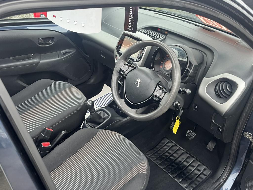 View PEUGEOT 108 1.0 VTi Active