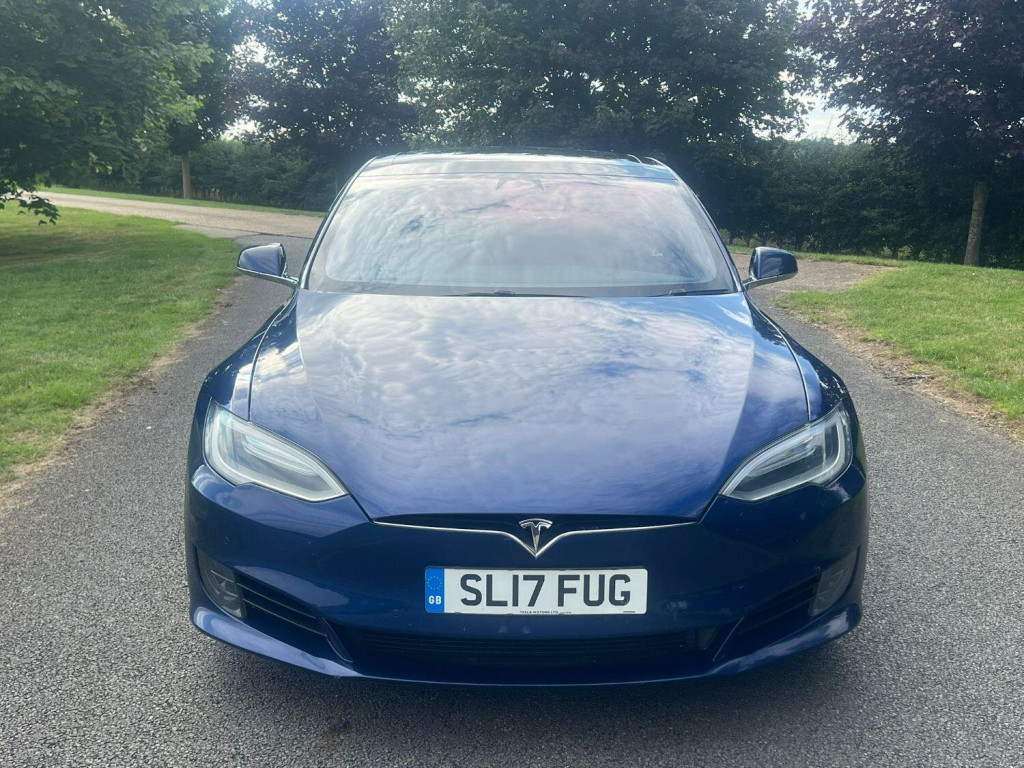 TESLA MODEL S