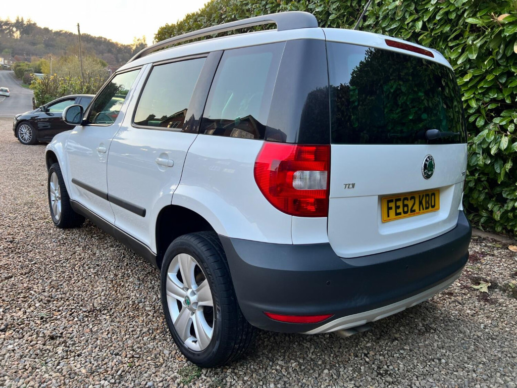 SKODA YETI