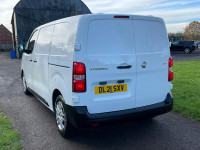 VAUXHALL VIVARO