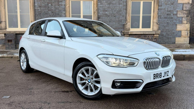 BMW 1 SERIES