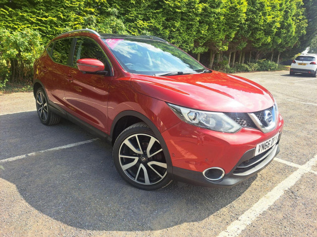 NISSAN QASHQAI