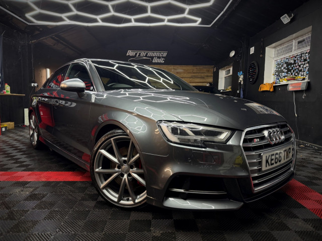 AUDI S3