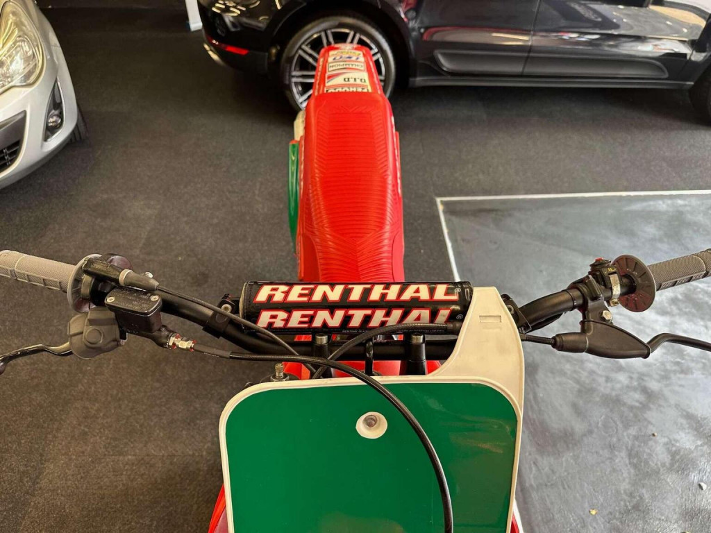 HONDA CR250R