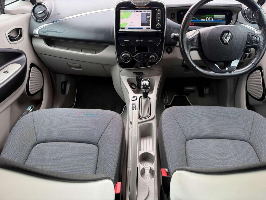 RENAULT ZOE