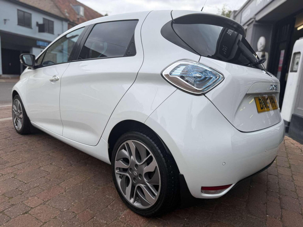 RENAULT ZOE