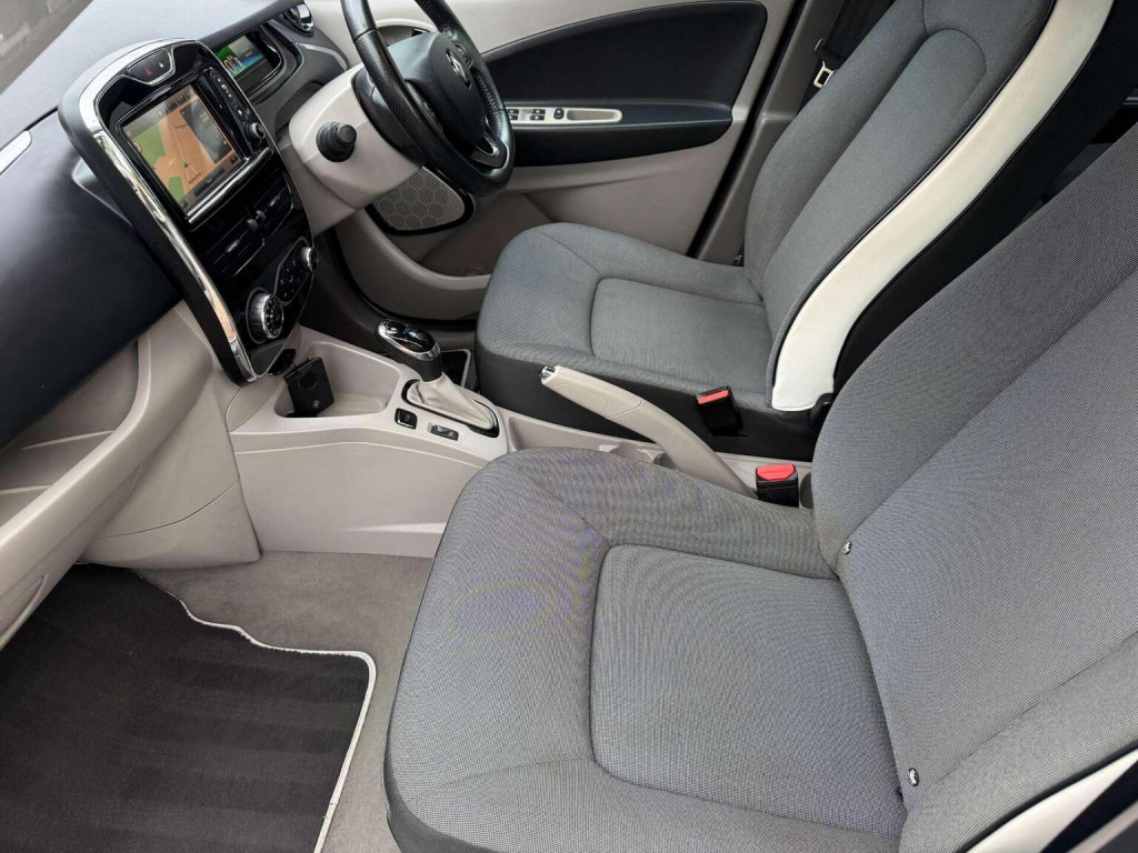 RENAULT ZOE