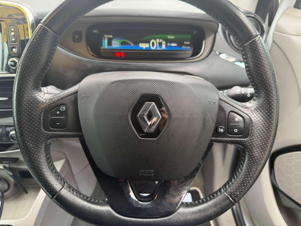 RENAULT ZOE