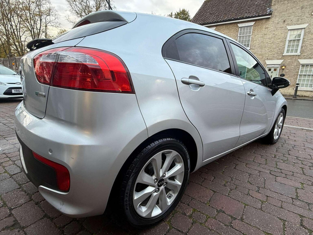 KIA RIO