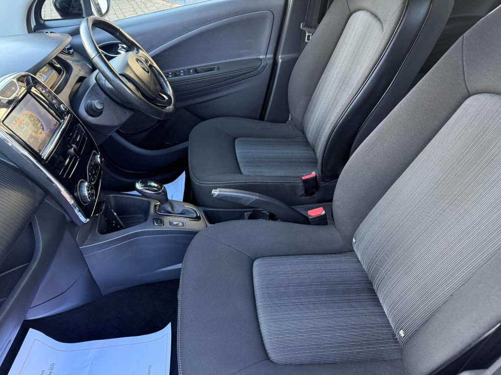 RENAULT ZOE