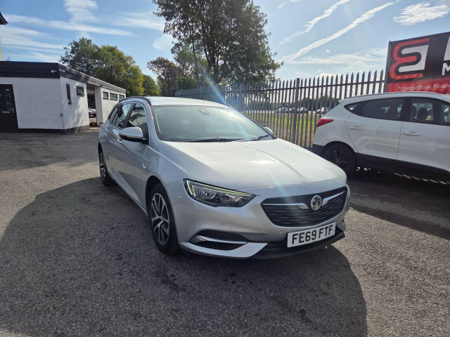 VAUXHALL INSIGNIA