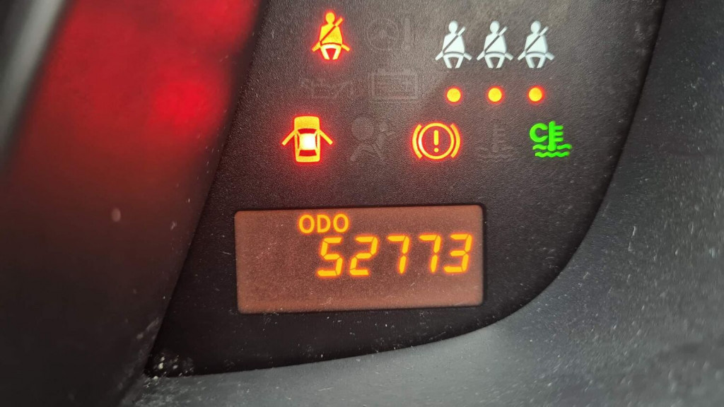 TOYOTA URBAN CRUISER