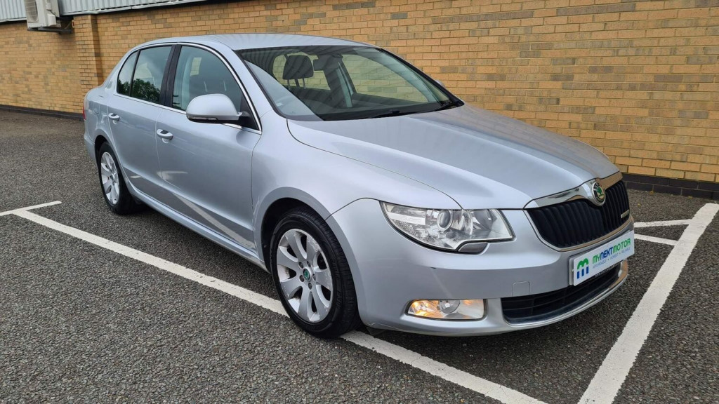 View SKODA SUPERB 1.6 TDI SE GreenLine II Euro 5 (s/s) 5dr